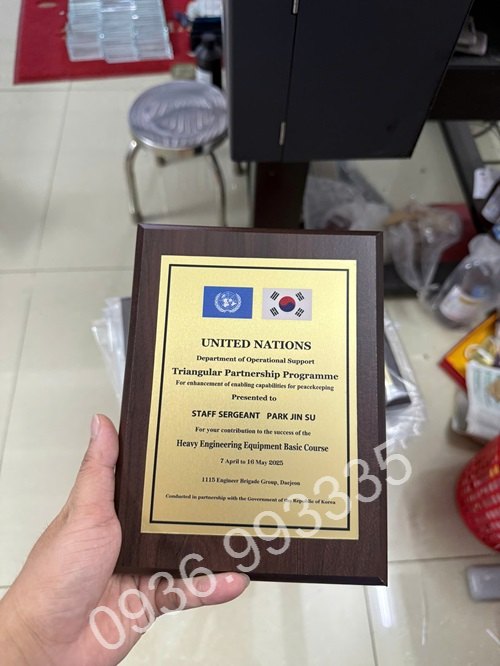 cup-ky-niem-chuong (4)